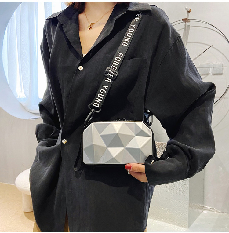 Mochila pequeña de un solo hombro con cremallera para mujer, bolso bandolera diagonal color caramelo, novedad de 2023_voghion.com