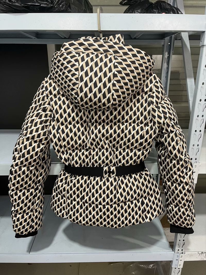 Stijlvolle, nauwsluitende pufferjas voor dames, voor skiën en streetwear - lichtgewicht en warme winterjas met riem (zwart/blauw/grijs/geruit)_voghion.com