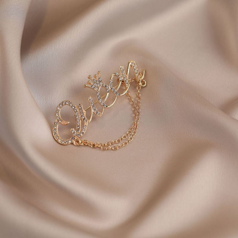 Delicate Alphabet Temperament Women's Brooch, High-end Personalized Pin Ins Versatile Corsage Anti-light Suit Accessories_voghion.com