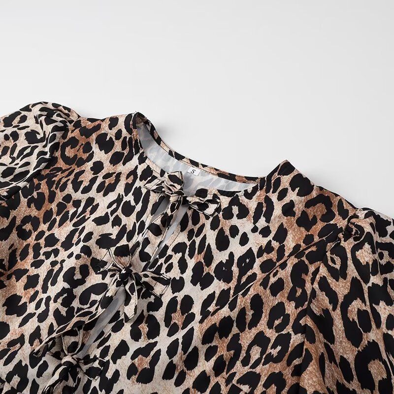 2025 Frühjahr Neue Damenmode Leopard Print Kurzarm Shirt_voghion.com