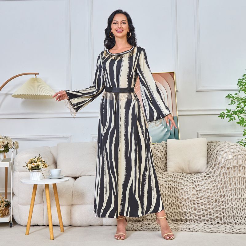 Mt176 Summer New Muslim Ethnic Style Women's Robe Abaya Printed Tassel Evening Dress_voghion.com