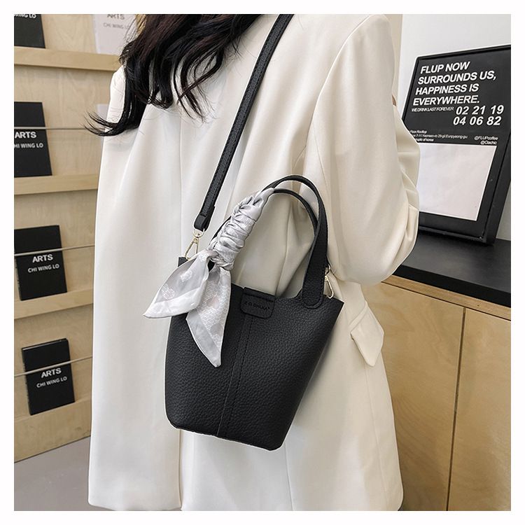 Korean popular 2024 new handbag, mother silk scarf, bucket bag, high-end versatile single shoulder simple crossbody bag_voghion.com