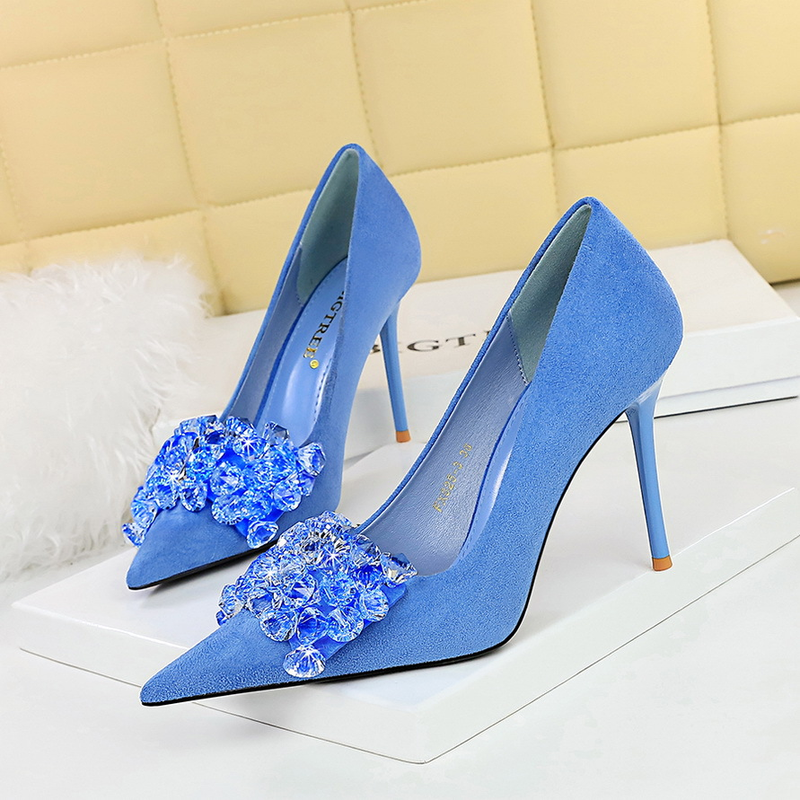 Banquet High Heels Women's with Thin Heels, Suede, Shallow Mouth, Pointed Water Diamond Bow Single Shoes_voghion.com