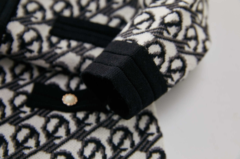 Girls' Sweater 2022 Autumn/Winter Small Fragrant Wind Children's Knitted Cardigan+Half Skirt Two Piece Set_voghion.com