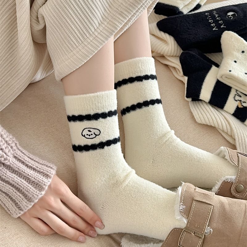 Calzini ricamati con cartoni animati da donna e da uomo - Calzini morbidi in pile australiano, spessi e caldi, a metà polpaccio, per la casa, l'inverno e l'uso quotidiano_voghion.com