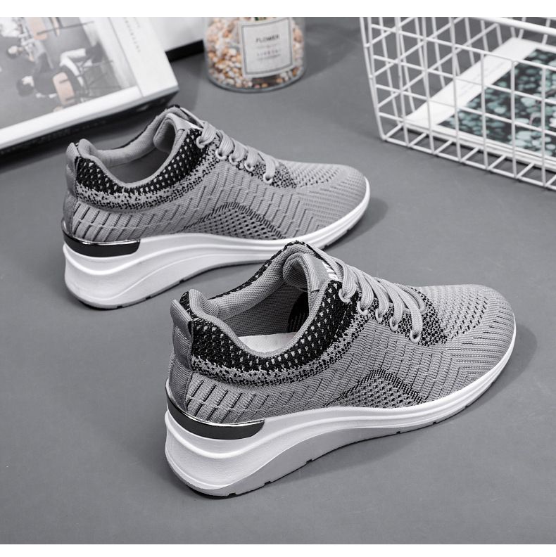 Damenschuhe im neuen Stil, die die Innenhöhe erhöhen, Damenschuhe mit dicken Sohlen, atmungsaktive Freizeitsportschuhe für Damen_voghion.com