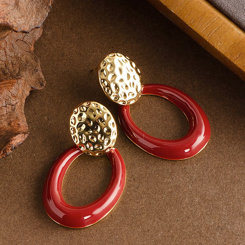 Eleganti orecchini a cerchio grandi geometrici in smalto gocciolante per donna, alla moda e di alta qualità, in argento._voghion.com