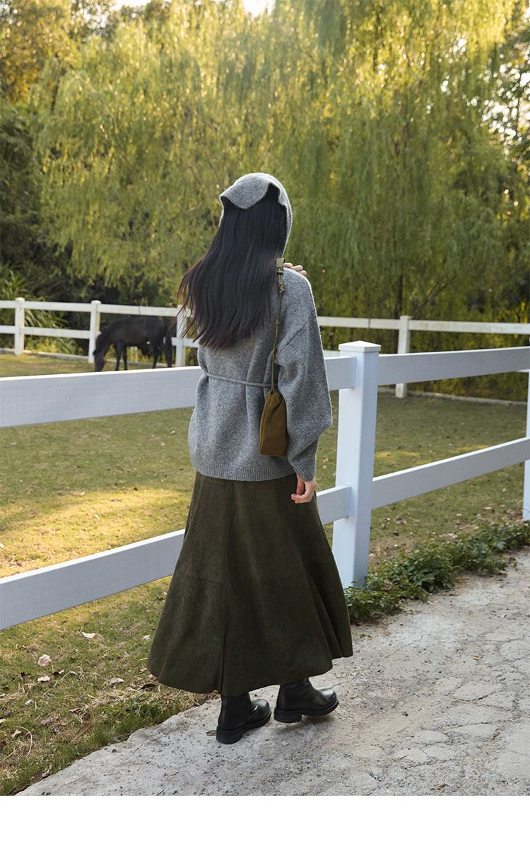 Gonna midi snellente GraceChic Simple Retro Time Machine in pelle scamosciata elegante e temperamento discreto, opaca, 02378_voghion.com