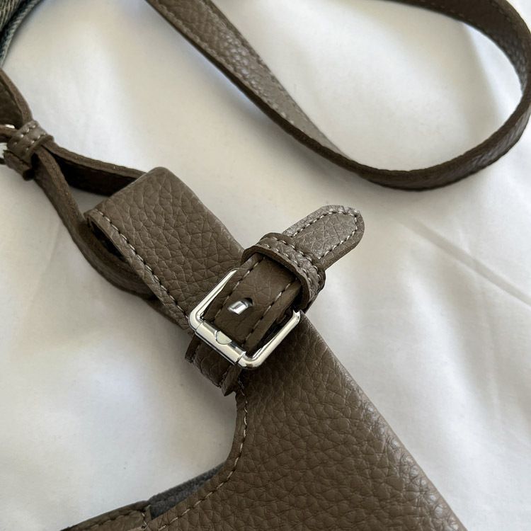 Modieuze damestas 2025, nieuw binnen - stijlvolle schouder- en crossbodytas voor dagelijks gebruik, middelgrote maat, magnetische sluiting, PU-materiaal_voghion.com