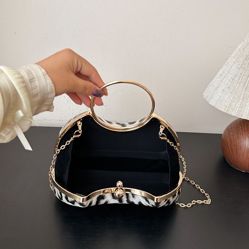 Nuova borsa a tracolla singola con stampa leopardata alla moda per donna, borsa da sera con tracolla a catena, borsa da ragazza hot alla moda di strada_voghion.com
