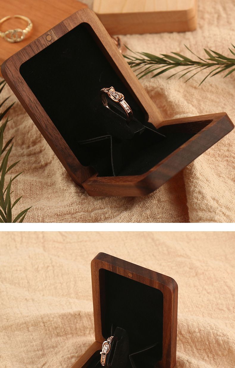 Scatola portaoggetti nera per orecchini, espositore per gioielli in legno massello di noce, regalo_voghion.com