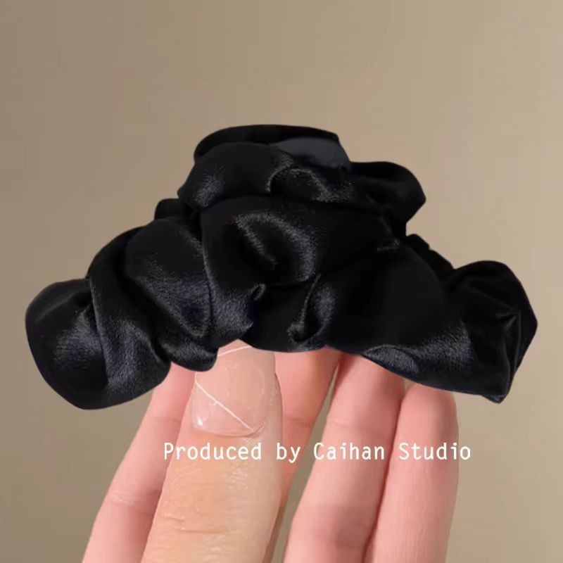 Cloud Fold Sparkling Gripper French Fabric Shark Agraf de păr premium pentru femei 2025 Noul model de clemă pentru cap din spate_voghion.com