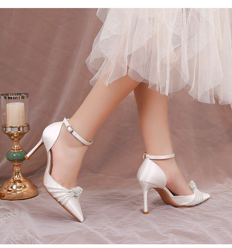 High Heels Damen Stiletto Heels Heels Sandalen New Style Mehrere Perlen Spitzschuh Dünne Ferse Ein Riemen High Heels Sexy Satin Einzelschuhe für Frauen_voghion.com