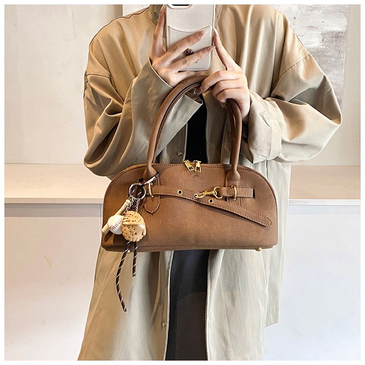Matte shell bag, large capacity fashionable handbag for women, 2024 autumn and winter new item, high-end versatile_voghion.com