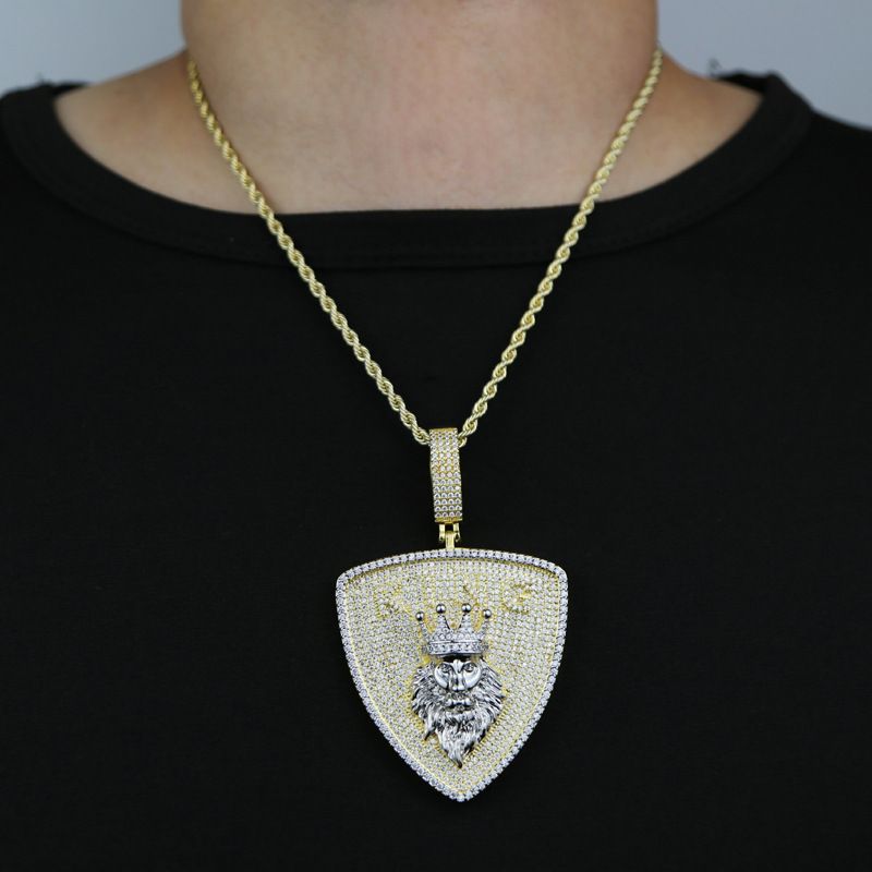 New Lion Head Shield Pendant Hiphop Fashion Trendy Full Diamond Men's Necklace_voghion.com