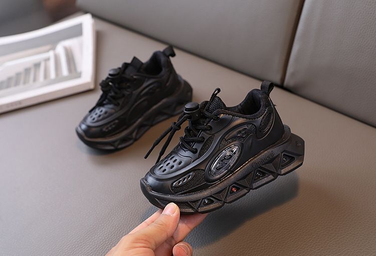 Nuove scarpe sportive casual per bambini con luci e scarpe da corsa luminose, scarpe leggere con suola morbida per bambini di taglia media e piccola_voghion.com