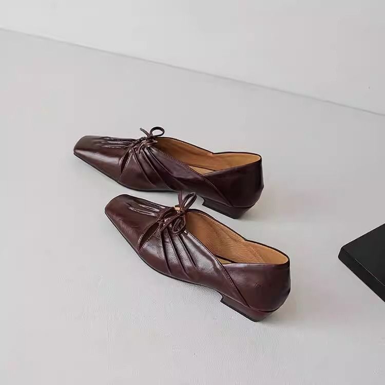 Scarpe Mary Jane con punta quadrata e fiocco retrò in pelle di vacchetta rugosa per donna, inizio autunno_voghion.com