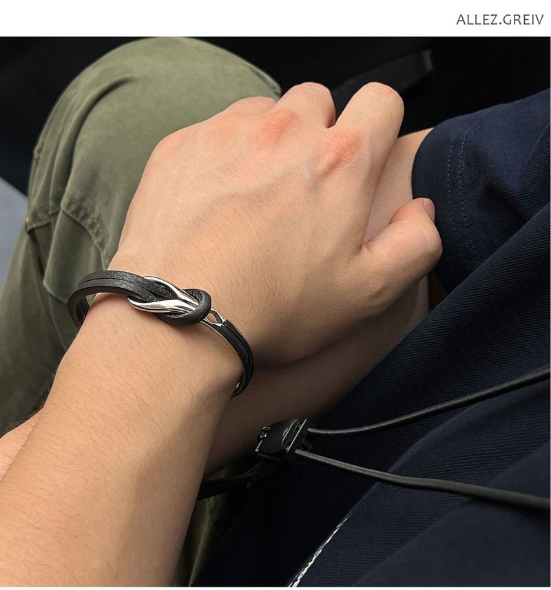 Titanium Steel Hollow Cross Stitching Leather Bracelet Men's Niche Design Street Trendy Cool Personality Accessory_voghion.com