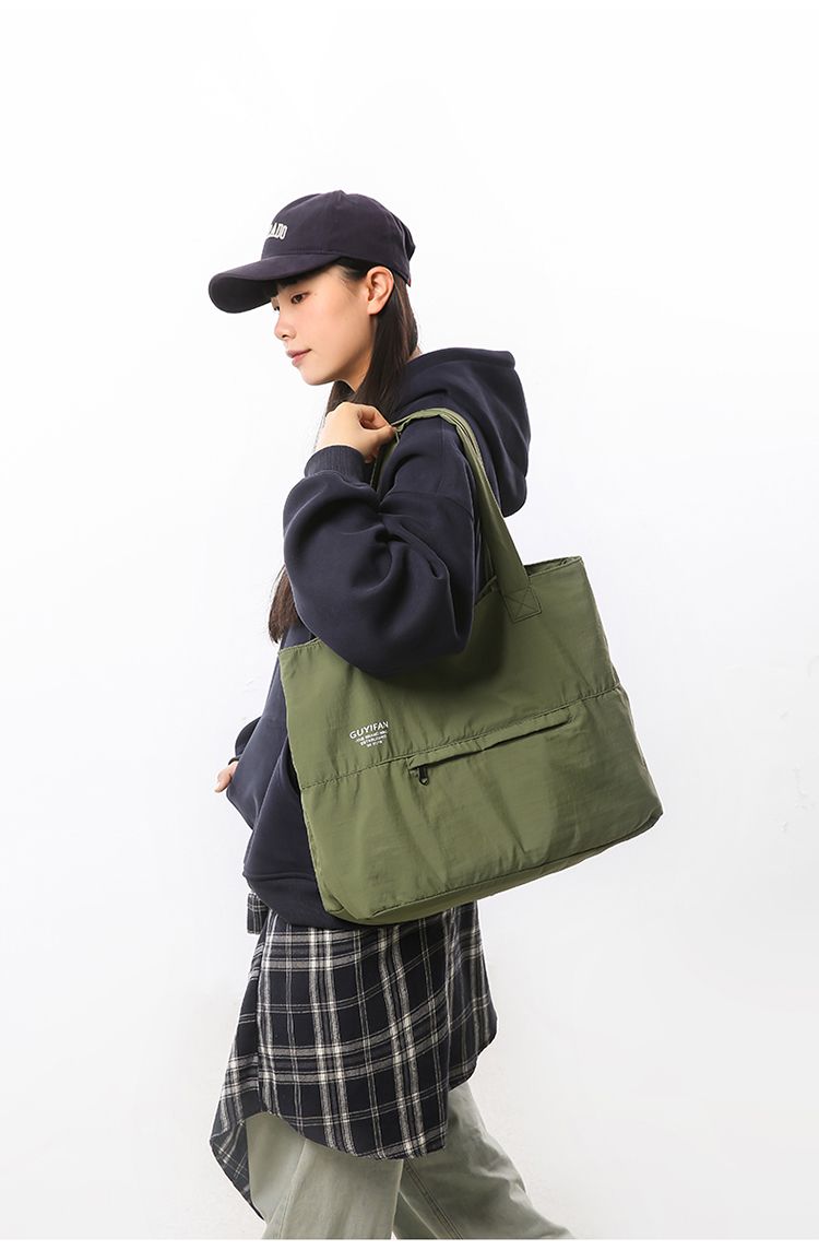 Outdoor Nical Style Original Simplicity Shoulder Waterproof Lightweight Tote Large Capacity Storage Commuter Bag_voghion.com