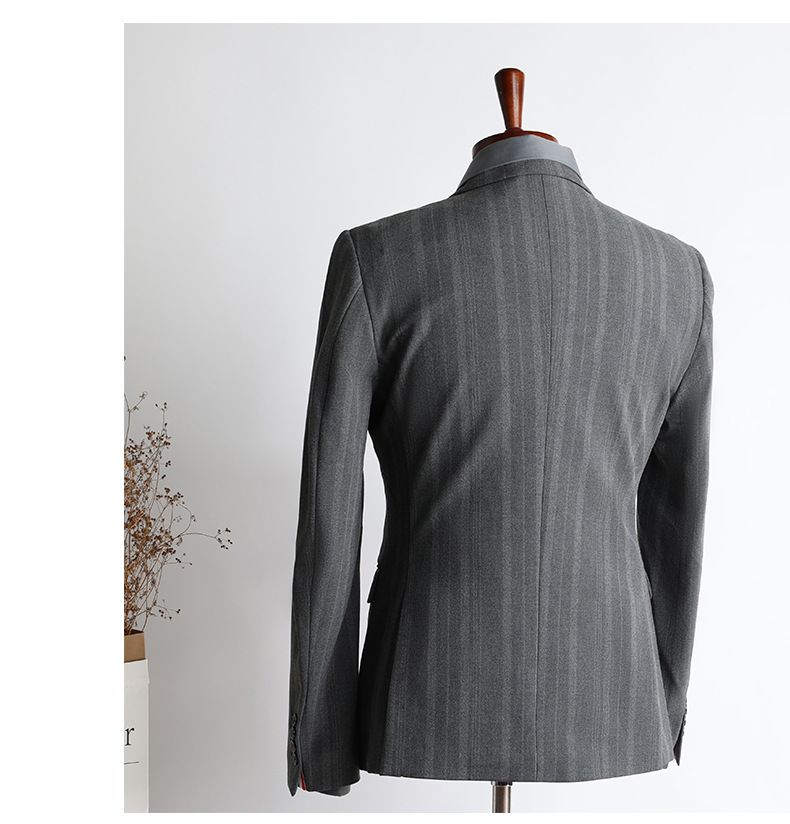 Costum bărbătesc cu două rânduri de nasturi, costum de mire, costum de mire, sacou_voghion.com