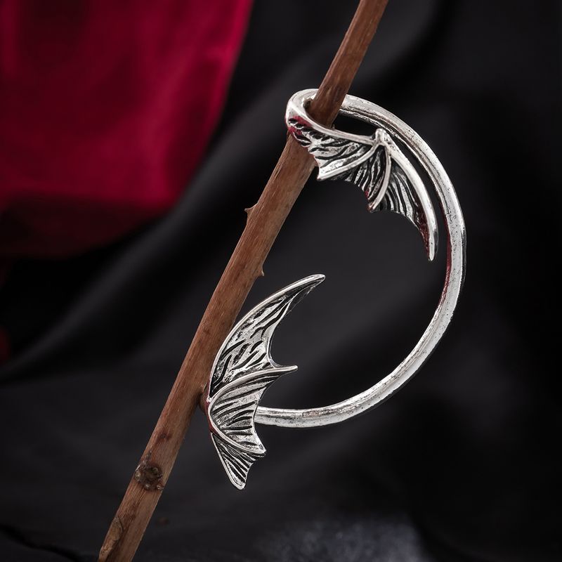 Orecchini da donna Orecchini in oro Accessori Stile punk Senza fori Ala di pipistrello Gancio di Halloween Orecchino a perno Demone_voghion.com
