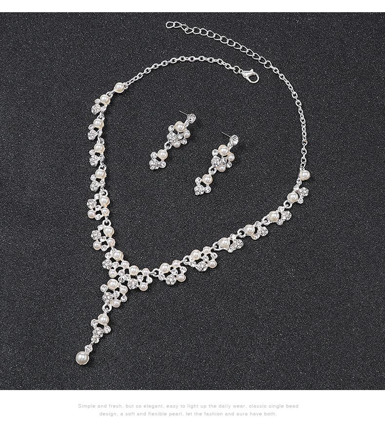 2022 New Pearl Necklace Set for Women's Light Luxury, Small and Versatile Sweater Chain, Lock Bone Chain Alloy_voghion.com
