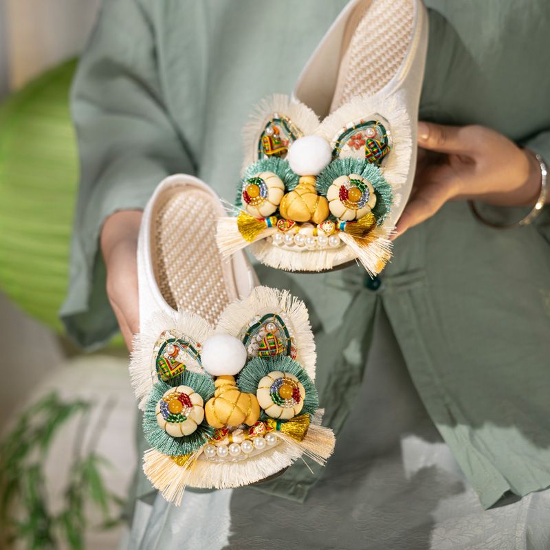 ShoeGlobe Vintage Ethnic Spring Embroidered Auspicious Handmade Slippers 2025 Tiger Head Shoes Adult Dragon Boat Festival New_voghion.com