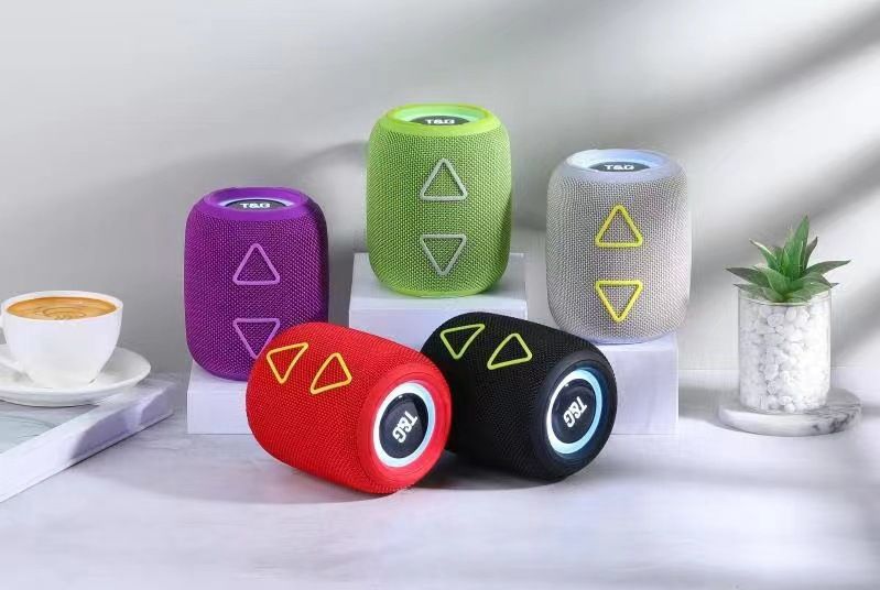 TG-655 Udsøgt cylindrisk trekantet knaptype lav bas Bluetooth-højttaler Fantasy Color Let, cool og moderigtig_voghion.com