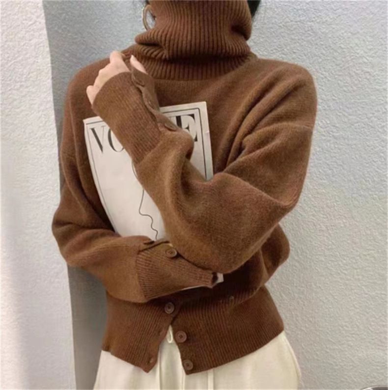 Pull doux à col montant d'inspiration japonaise pour femme - Pull décontracté à boutons rétro (blanc cassé/kaki/vert olive/noir/gris)_voghion.com