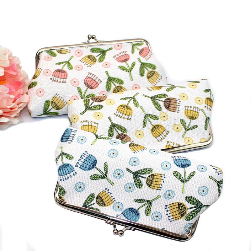 Factory direct sales Yiwu coin purse wholesale cotton and linen cloth small fresh retro coin purse ladies handbag_voghion.com