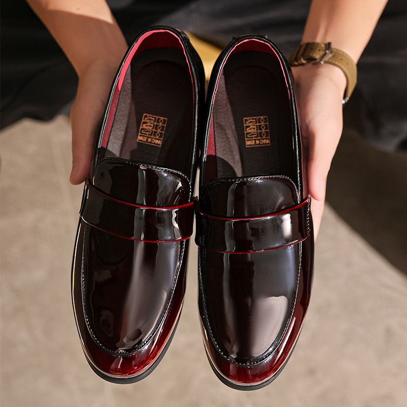 Leder-Loafer mit Stickerei, One-Foot-Business-Leder-Herrenschuhe, trendige High-End-, atmungsaktive und geruchsneutrale Füße_voghion.com