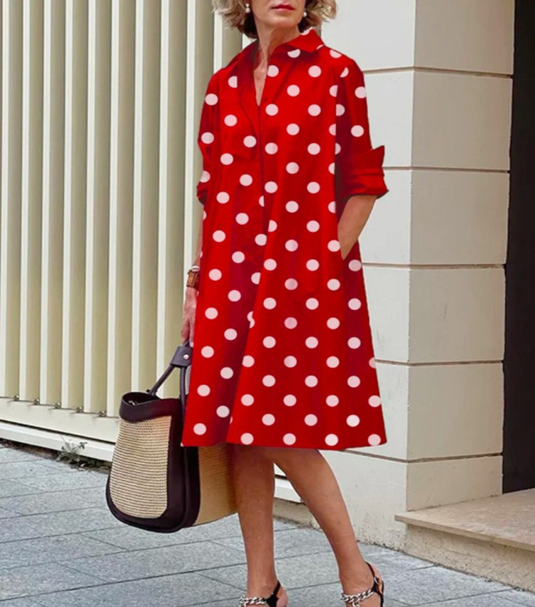 Abito da donna a maniche lunghe con colletto a camicia con stampa a pois temperamento_voghion.com