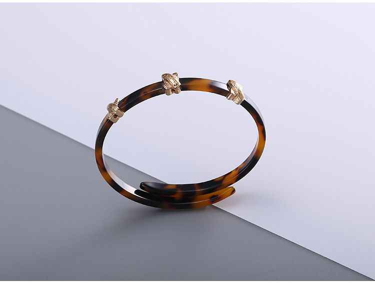 Designer nya mode akryl armband bärnsten personlighet mode hand smycken_voghion.com
