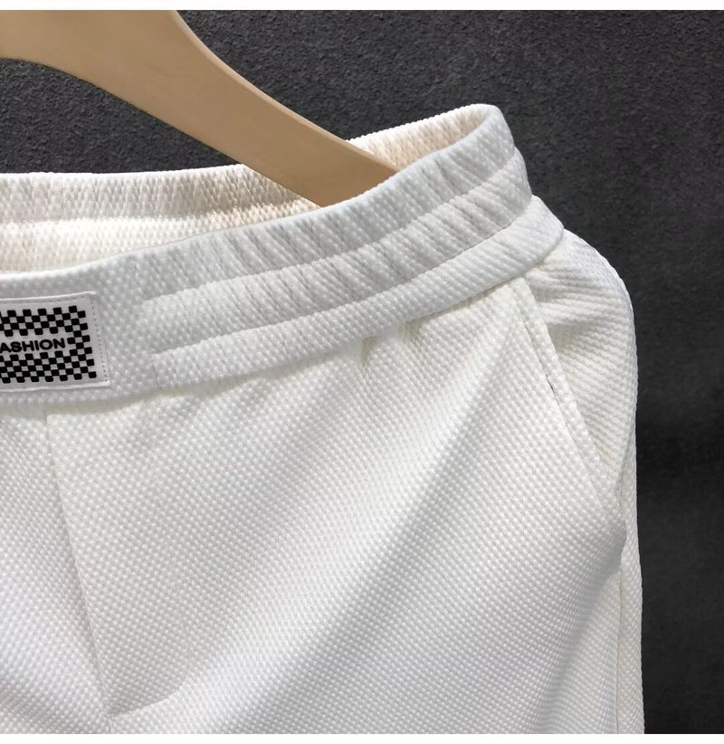 Pantalones cortos blancos ligeros de lujo para hombre, ropa de abrigo de verano, pantalones cortos deportivos casuales de longitud media para hombre._voghion.com
