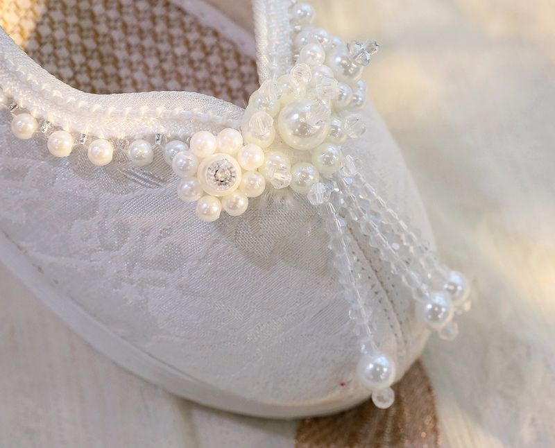 Damenschuhe für den Sommer, neuer Stil, antiker Stil, passende antike Kostüme, bestickte Damenschuhe, Schuhe mit erhöhter Quaste_voghion.com