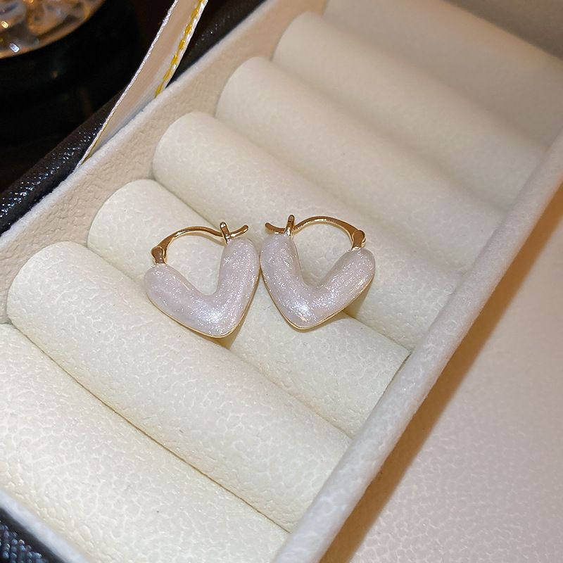 Orecchini di lusso francesi leggeri con perle di diamanti in vero oro placcato in argento e ago intarsiato, alla moda ed eleganti._voghion.com