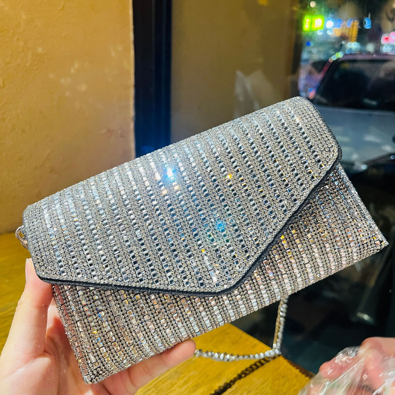 Mini shoulder 2024 Guangzhou trendy rhinestone chain crossbody hot diamond design party women's hand-held small square_voghion.com