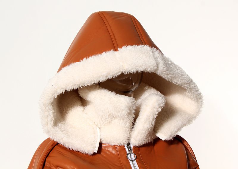 Fur one-piece lamb fur short coat women's winter American retro stitching contrast color hooded motorcycle jacket top_voghion.com