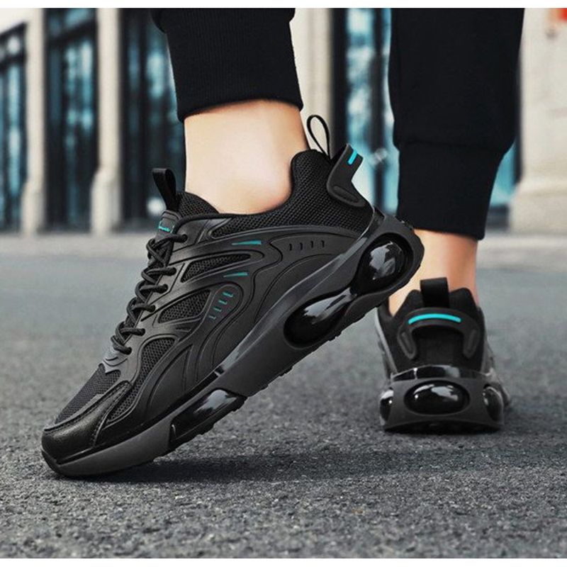 Chaussures de sport à coussin d'air pour hommes, basses à lacets, noires, Mamba, en maille, semelle épaisse, pour papa, nouvelle collection 2024_voghion.com