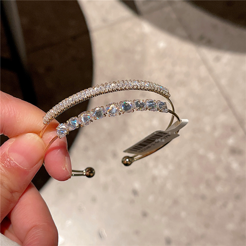 Galvanisiertes 14K Goldarmband Zarte, einfache, süße JOJOACC leichtes, luxuriöses, vielseitiges Schmuckarmband J259_voghion.com