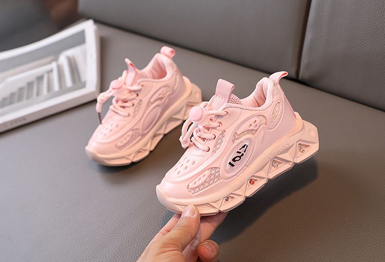 Nuove scarpe sportive casual per bambini con luci e scarpe da corsa luminose, scarpe leggere con suola morbida per bambini di taglia media e piccola_voghion.com