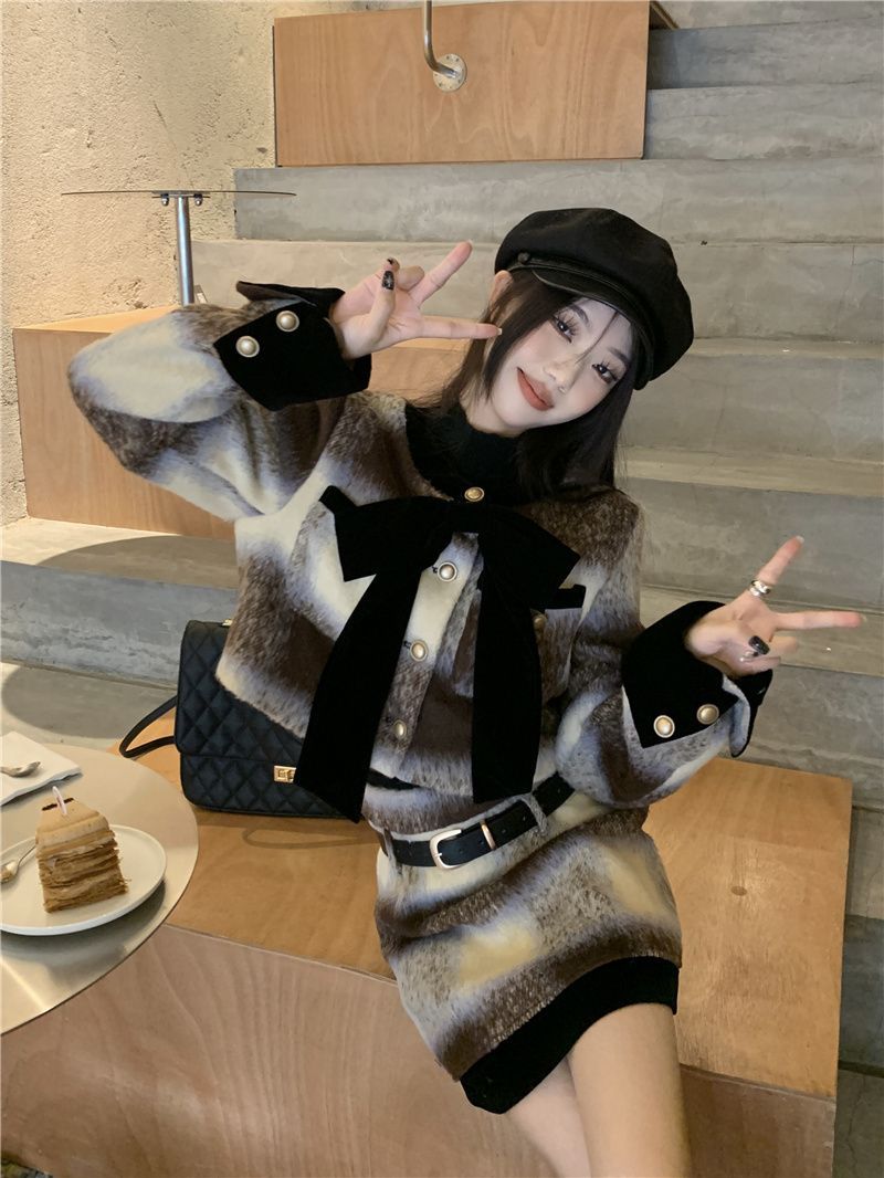 Tendencia de este año: Hermoso vestido de traje de lana estilo pequeño para mujer Otoño Invierno 2024 Celebridad de Internet_voghion.com