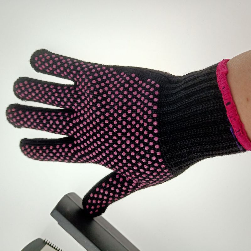 Factory Direct Supply Resistant For Hairdressing 150 Degrees Daily Use Heat Insulation Anti-Slip Gloves With Offset_voghion.com