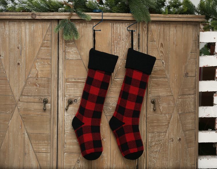 Décoration murale en laine Cadeau de Noël Pendentif Sac de bonbons tricoté Chaussettes à carreaux_voghion.com