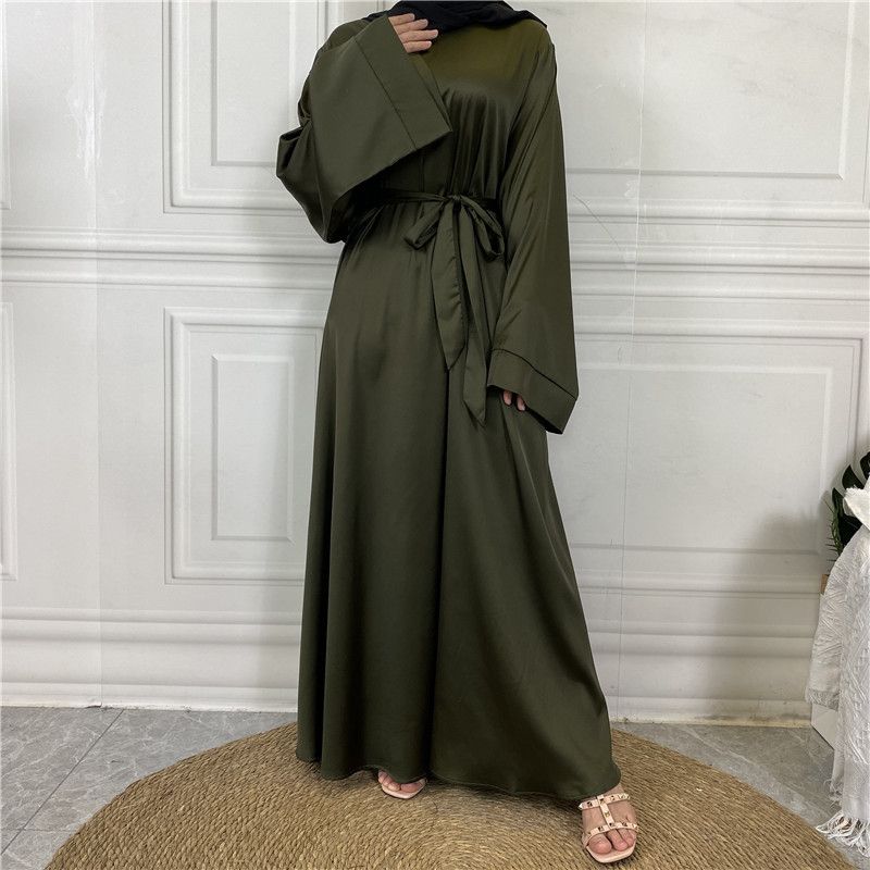 Abbigliamento da donna Medio Oriente Dubai Vendita calda Tinta unita Taglia grande Abito musulmano in raso con lacci 6622_voghion.com