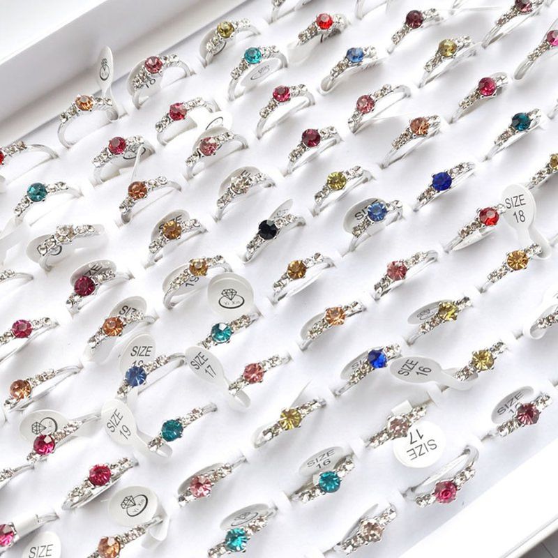10 teile/los Shiny Kristall Silber Farbe Ringe Für Frauen Mischen Stil Bunte Strass Weibliche Hochzeit Engagement Schmuck Geschenk_voghion.com