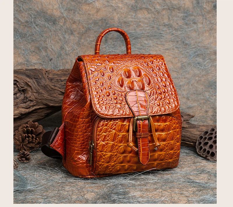 Mehrzweckrucksack aus Rindsleder im chinesischen Retro-Stil mit Reliefprägung, handgefertigt, mit Lederfinish._voghion.com