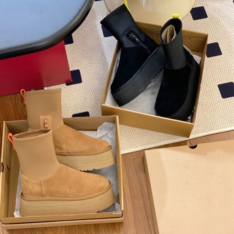 Latin American Sheepskin And Fur Integrated Snow Women's Winter 2023 New Thick Soled Elastic Tube Short Boots, Showing_voghion.com