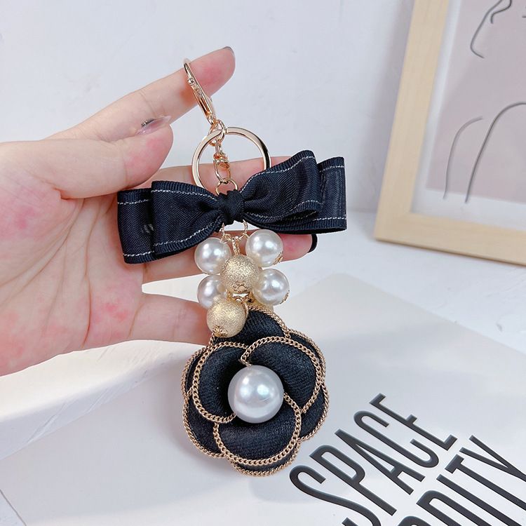 Chain pearl camellia bag pendant fashionable women's double-layer bow creative keychain goods_voghion.com