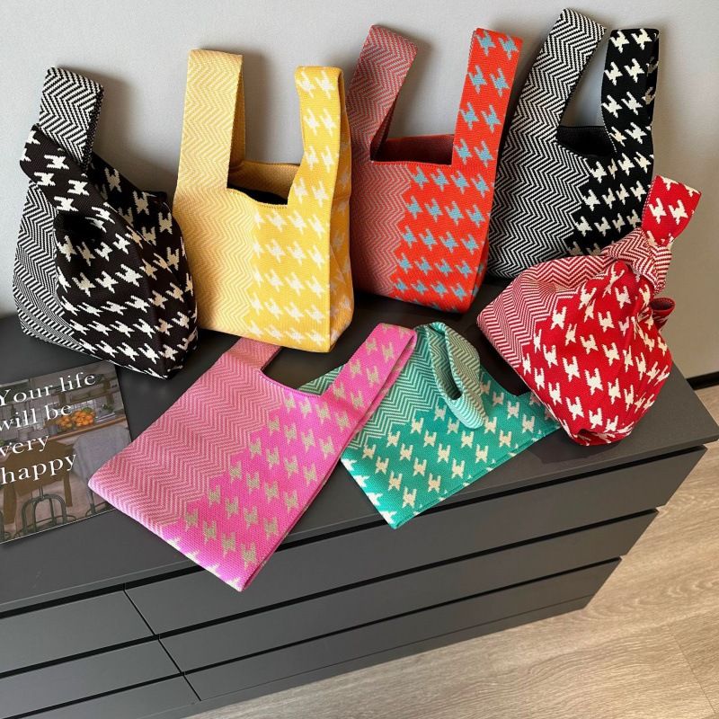 Large Capacity Internet Celebrity Women's Handbag Knitted Bucket Korean And Japanese Style Handheld Casual Tote Bag_voghion.com